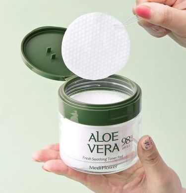 MEDIFLOWER Aloe Vera 98% Fresh Soothing Toner Pad شرائح تونر الالوفيرا من ميدفلاور