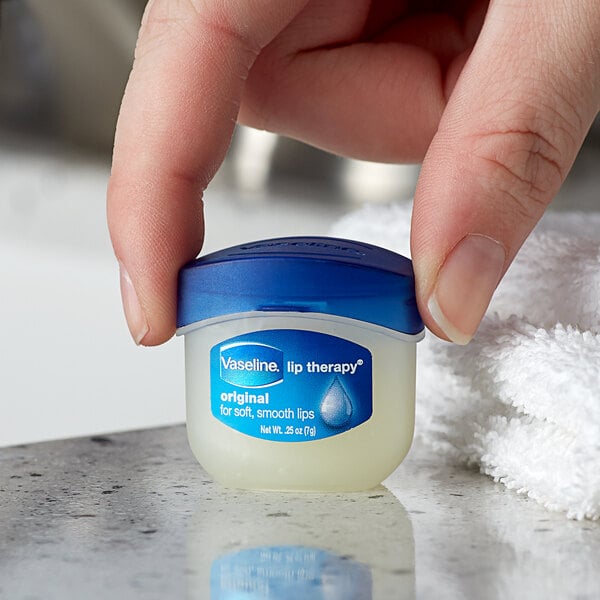VASELINE Lip Therapy Original For Soft Smooth Lips مرطب الشفاه من فازلين