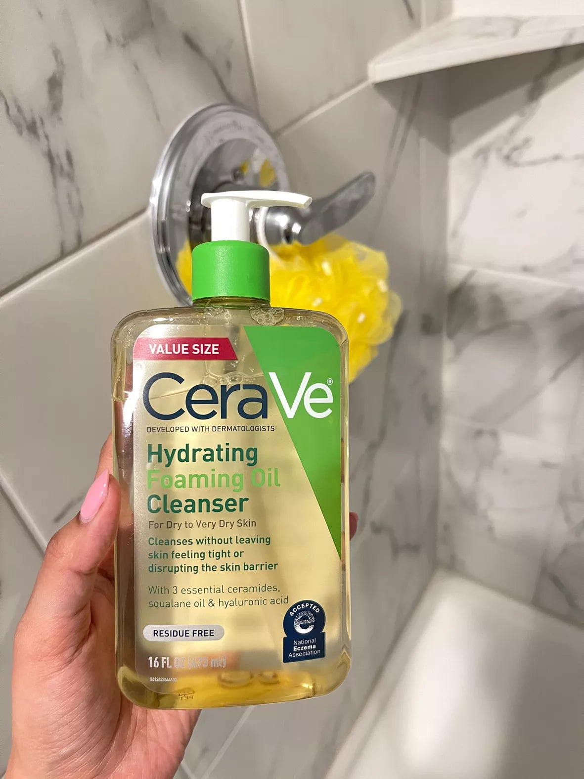 CERAVE Hydrating Foaming Oil Cleanser for Dry to Very Dry Skin Residue Free