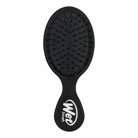 WET BRUSH Meet The Mini Detangler – Black فرشاة الشعر لفك التشابك من ويت برش