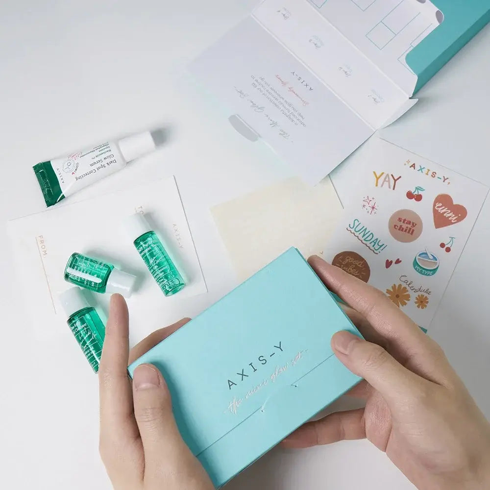 AXIS Y Mini Glow Set بكج العناية بالبشرة بالحجم الميني من اكسز واي