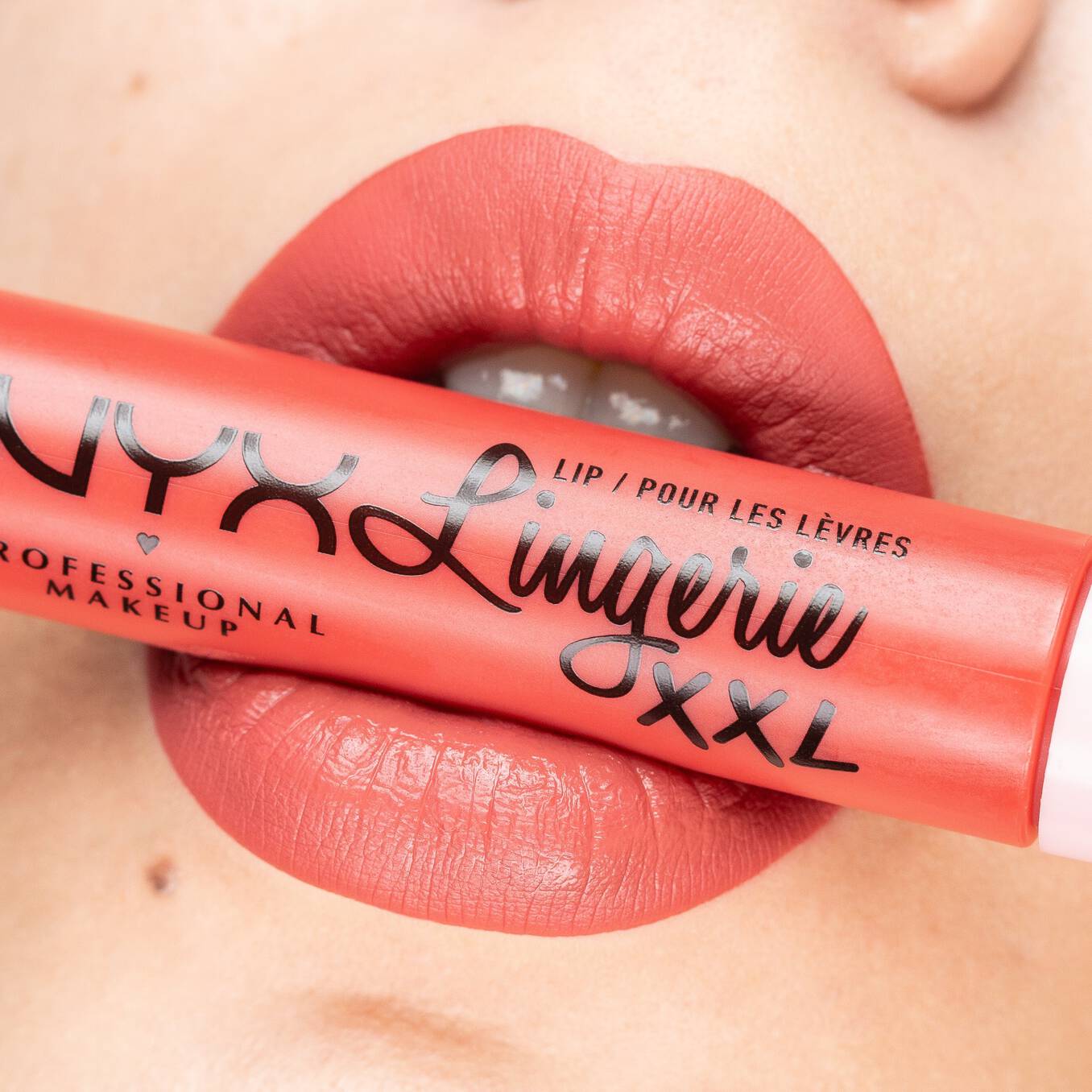 NYX Matte Liquid Lipsitck Lingerie XXL أحمر شفاه سائل مطفي من نيكس