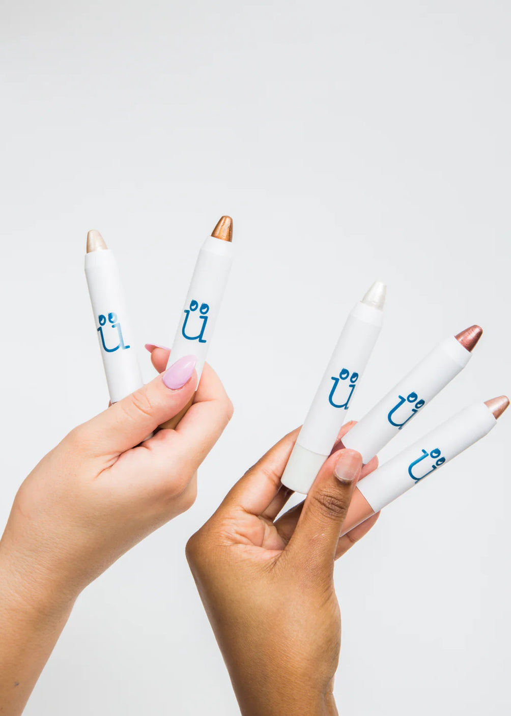 M2U NYC Eye Crayon قلم ظلال العيون
