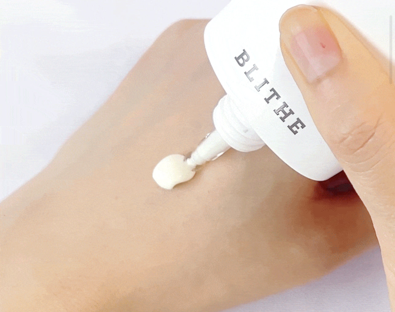 BLITHE Honest sunscreen For PH Balance & Mild Protiction واقي الشمس من بليث