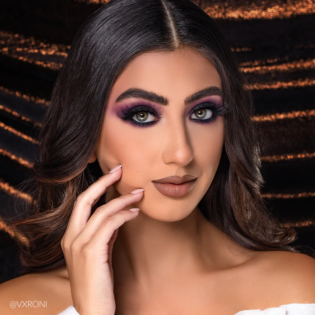 BEAUTY CREATIONS Fortune Teller Past Present Futuire Madame Ruby Eyeshadow Palette inquire within ￼