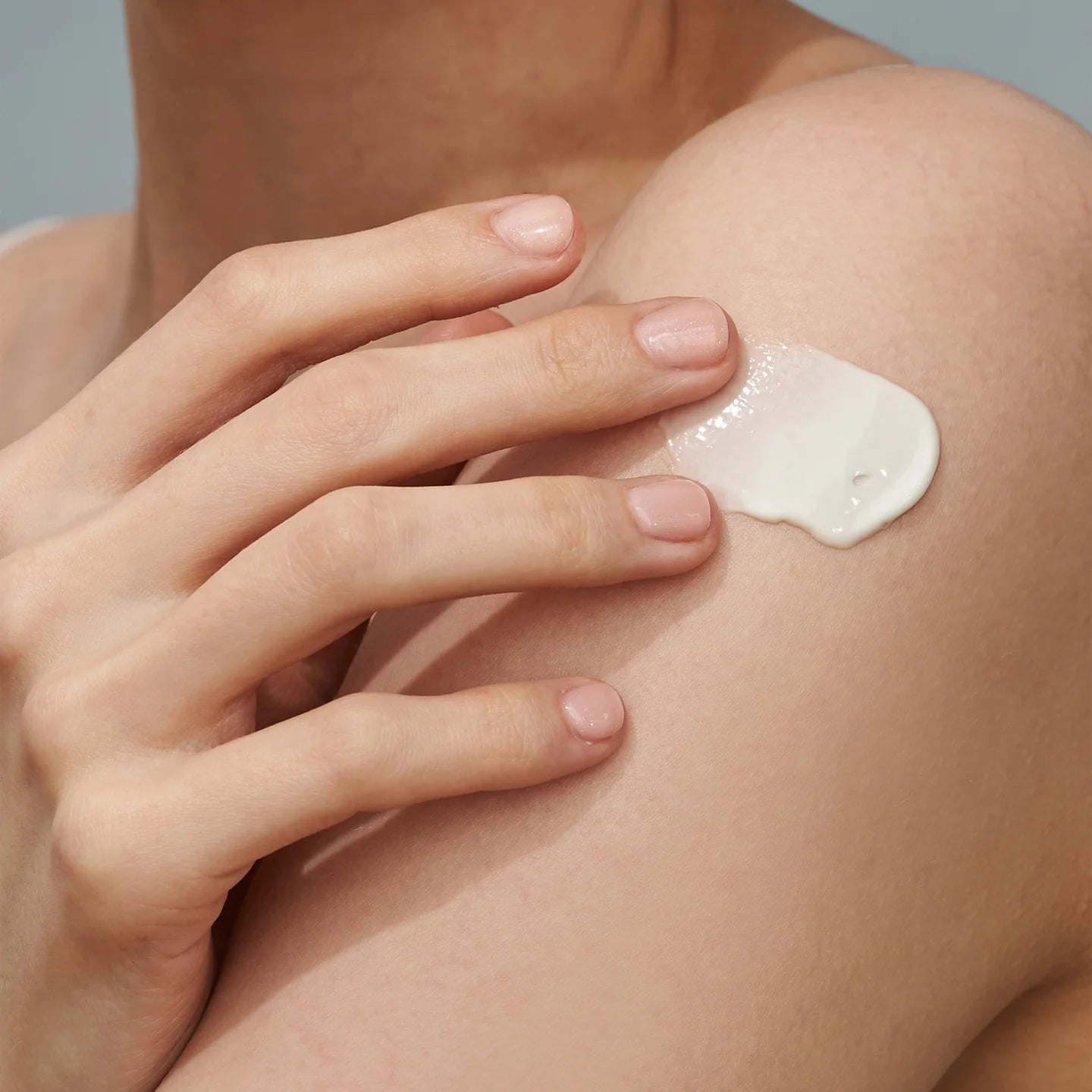 HARUHARU WONDER Black Rice Moisture Airyfit Daily Sunscreen SPF50+ PA++++ Very High Protection Unscented واقي الشمس بالرز الاسود