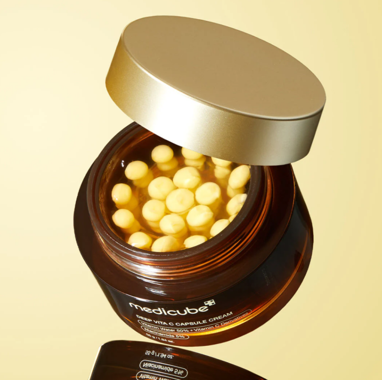 MEDICUBE Deep Vita C Capsule Cream –  كريم جل كبسولات والفيتامين سي من ميدكيوب
