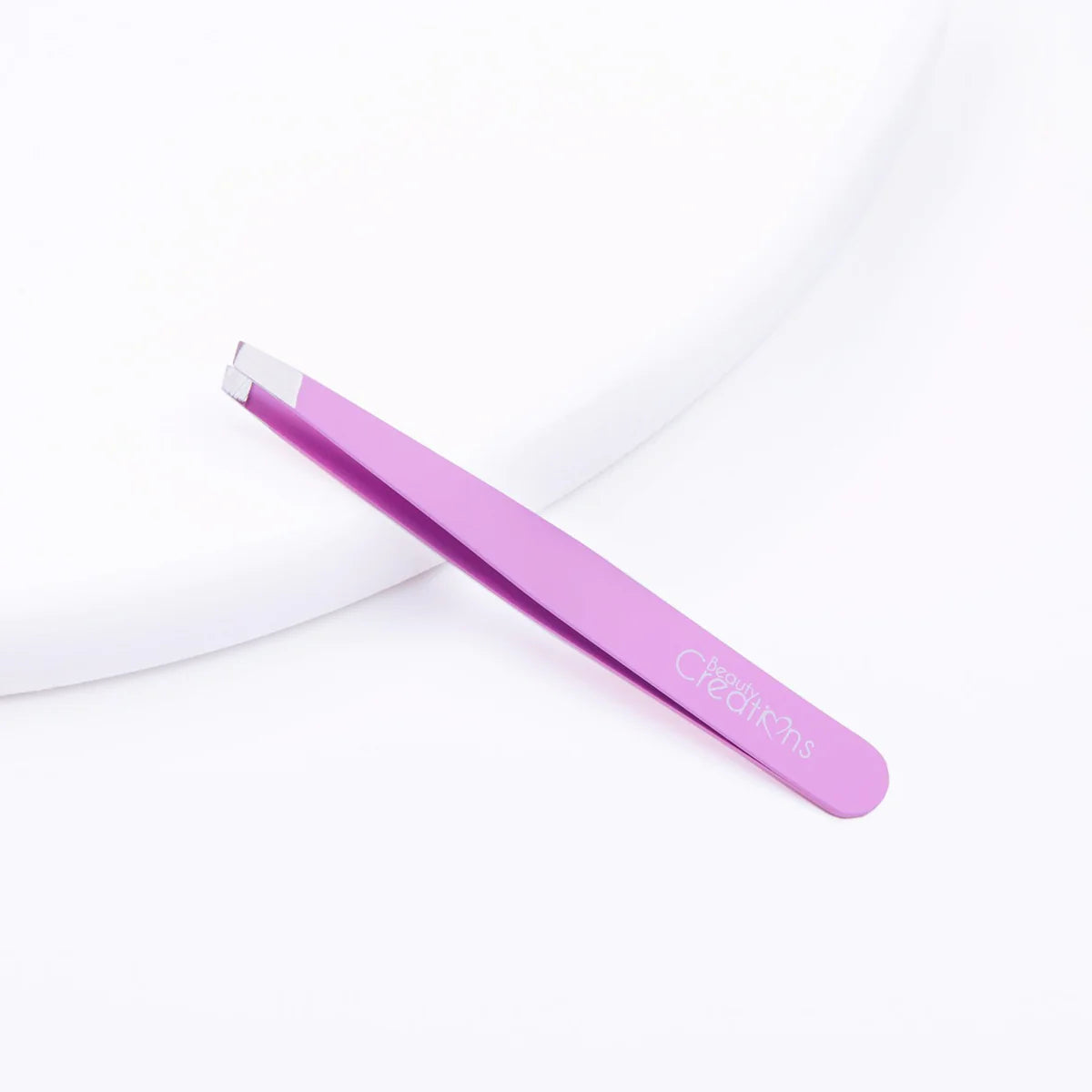BEAUTY CREATIONS Eyebrow Tweezer ملقط الحواجب