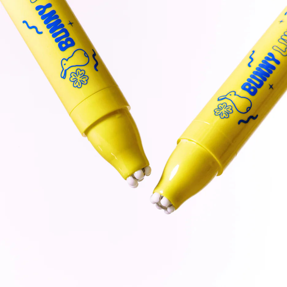 CHASIN’ RABBITS Bunny Line Smoother Eye Cream Roller كريم العيون بعصا دوارة