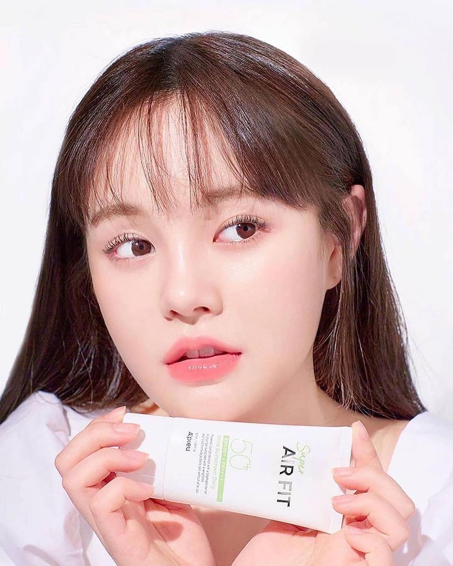 A'PIEU Super Air Fit Mild Sunscreen Daily واقي شمس الفيزيائي اليومي من ايبيو