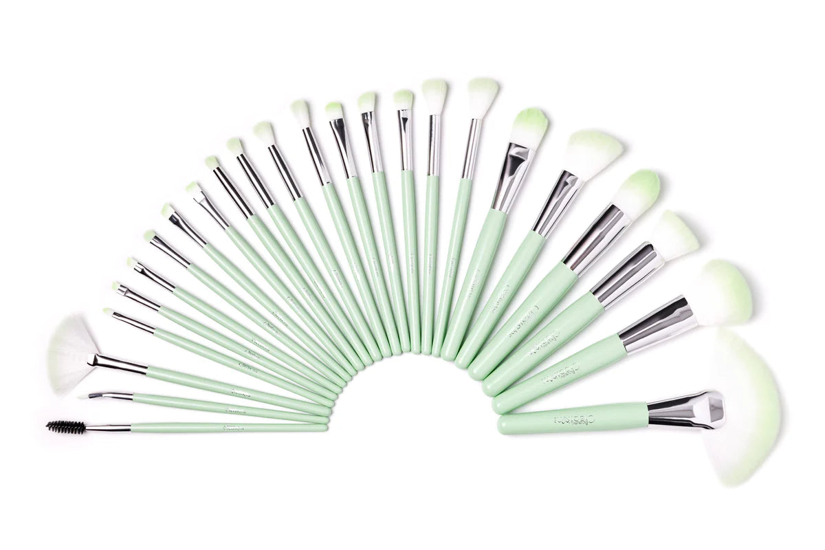 BEAUTY CREATIONS Lime Party 24 Pc Brush Set مجموعة فرش المكياج ٢٤ قطعة