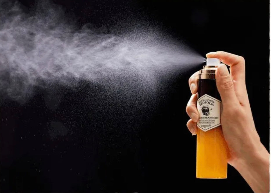 SKINFOOD Royal Honey Propolis Enrich Cream Mist مست كريمي مرطب بالعسل الملكي من سكنفود