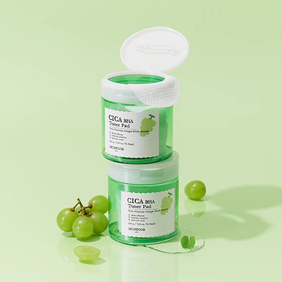 SKINFOOD SHINE MUSCAT Cica BHA 0.2% Toner Pad وسائد تونر لتقليص المسام وموازنة الدهون