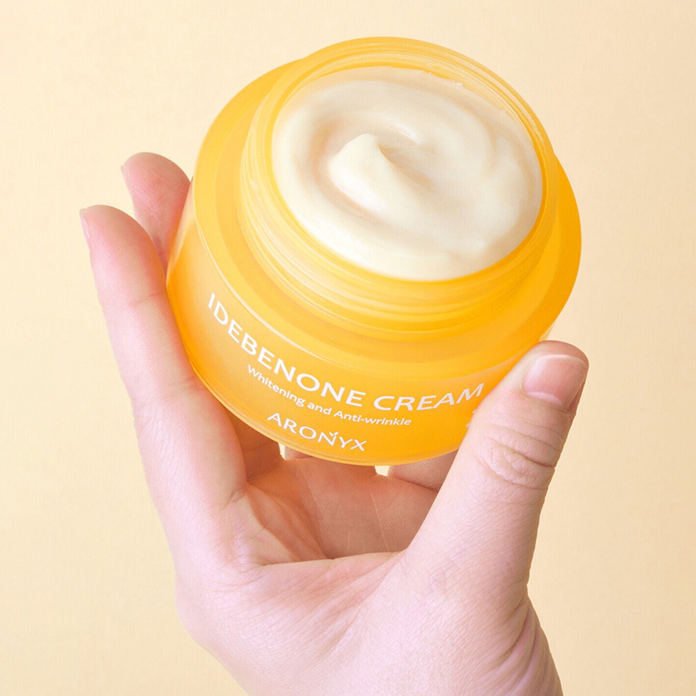 MEDIFLOWER Aronyx Idebenone Cream Whitening and Anti Wrinkle كريم التفتيح و علاج التجاعيد من ارونيكس