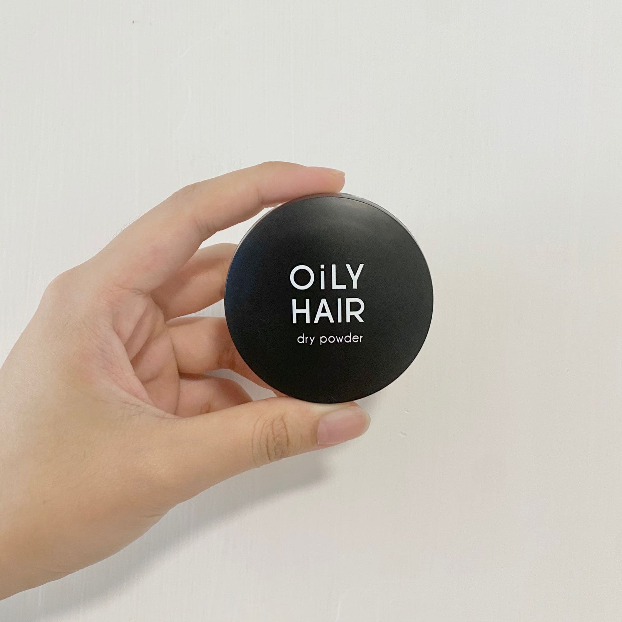 A'Pieu Oily Hair Dry Powder باودر ازالة دهون الشعر من ايبيو