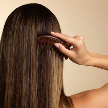 SEPHORA wooden scalp massager اداة مساج خشبية للفروة