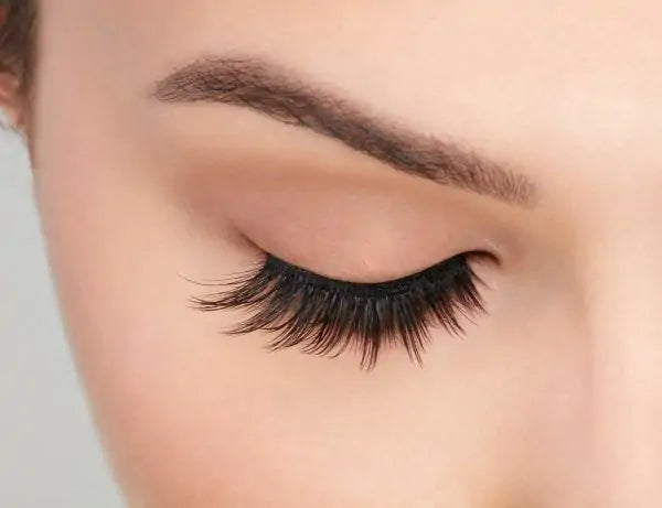 ARDELL Mega Volume Never Flat Multi Layered Tapered Tips Curling Technology 253