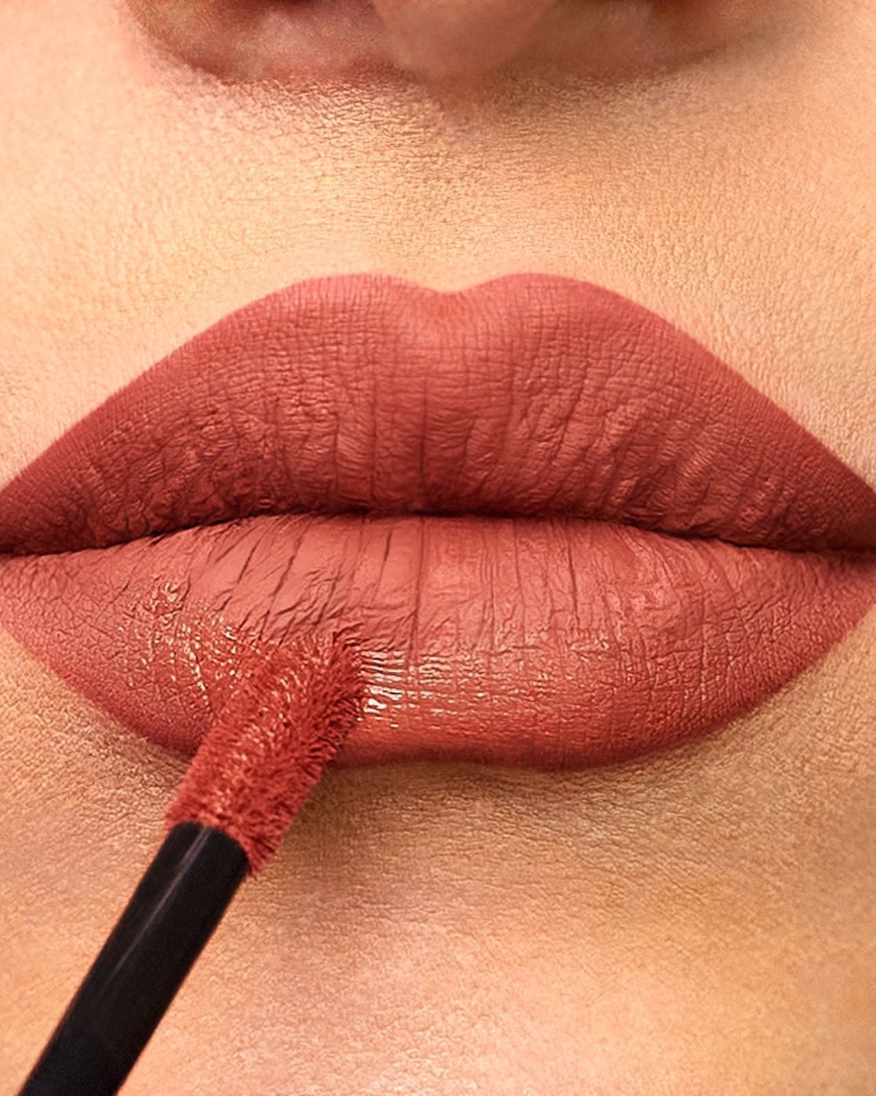 NAWRES VELMATTE Confident احمر الشفاه من نورس ستار فيلمات ( واثقة )