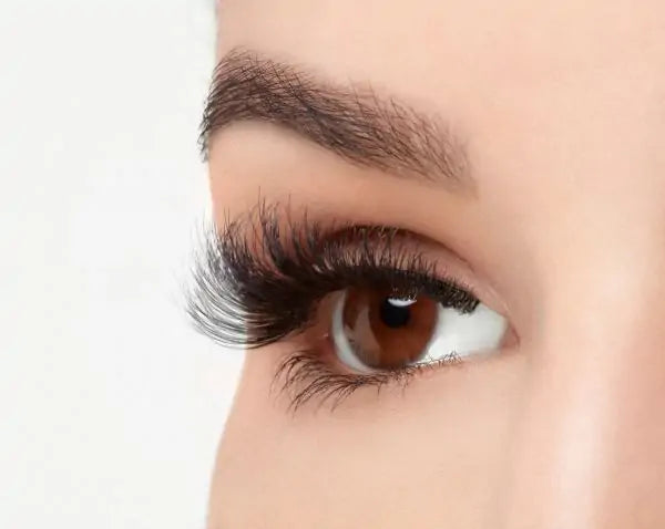 ARDELL Mega Volume Never Flat Multi Layered Tapered Tips Curling Technology 253